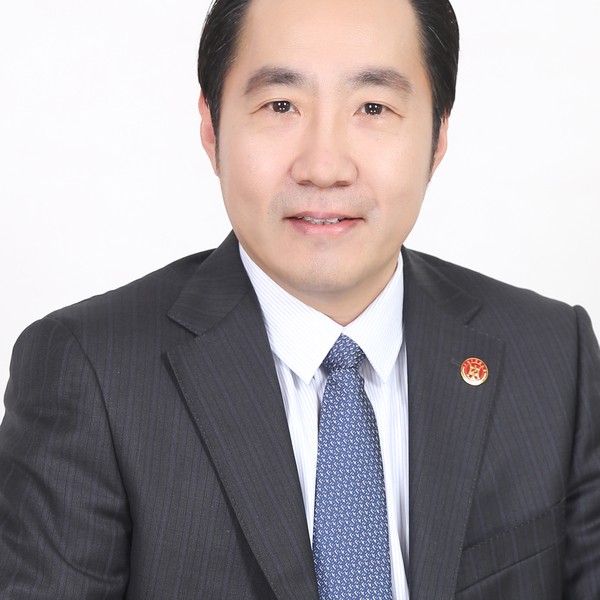 张卫东